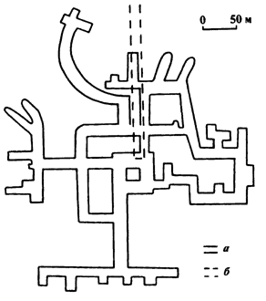 Рис. 42. Лабиринт пирамиды Джосера (по К. Кераму, 1963).